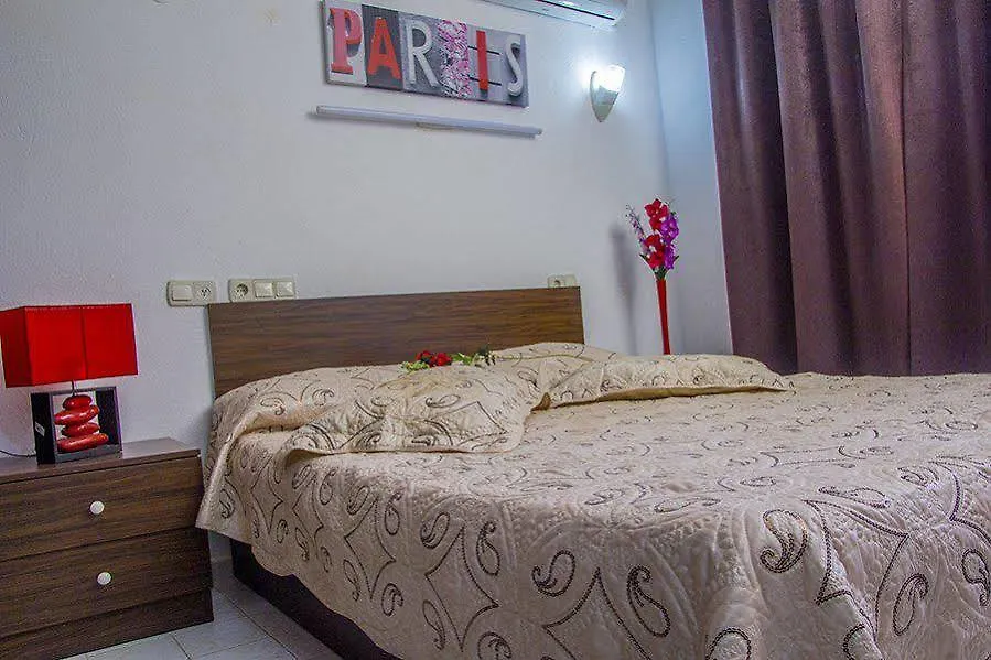 Ertek Hotel Ölüdeniz 2*,  Turquía