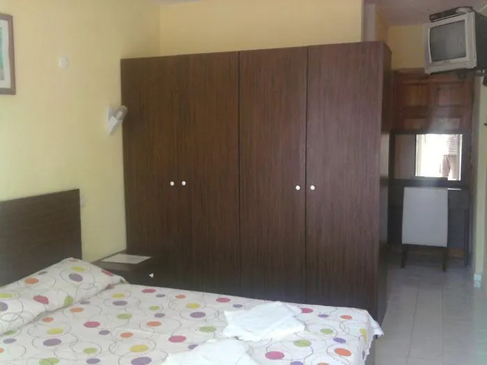 Ertek Hotel Ölüdeniz 2*,  Turquía
